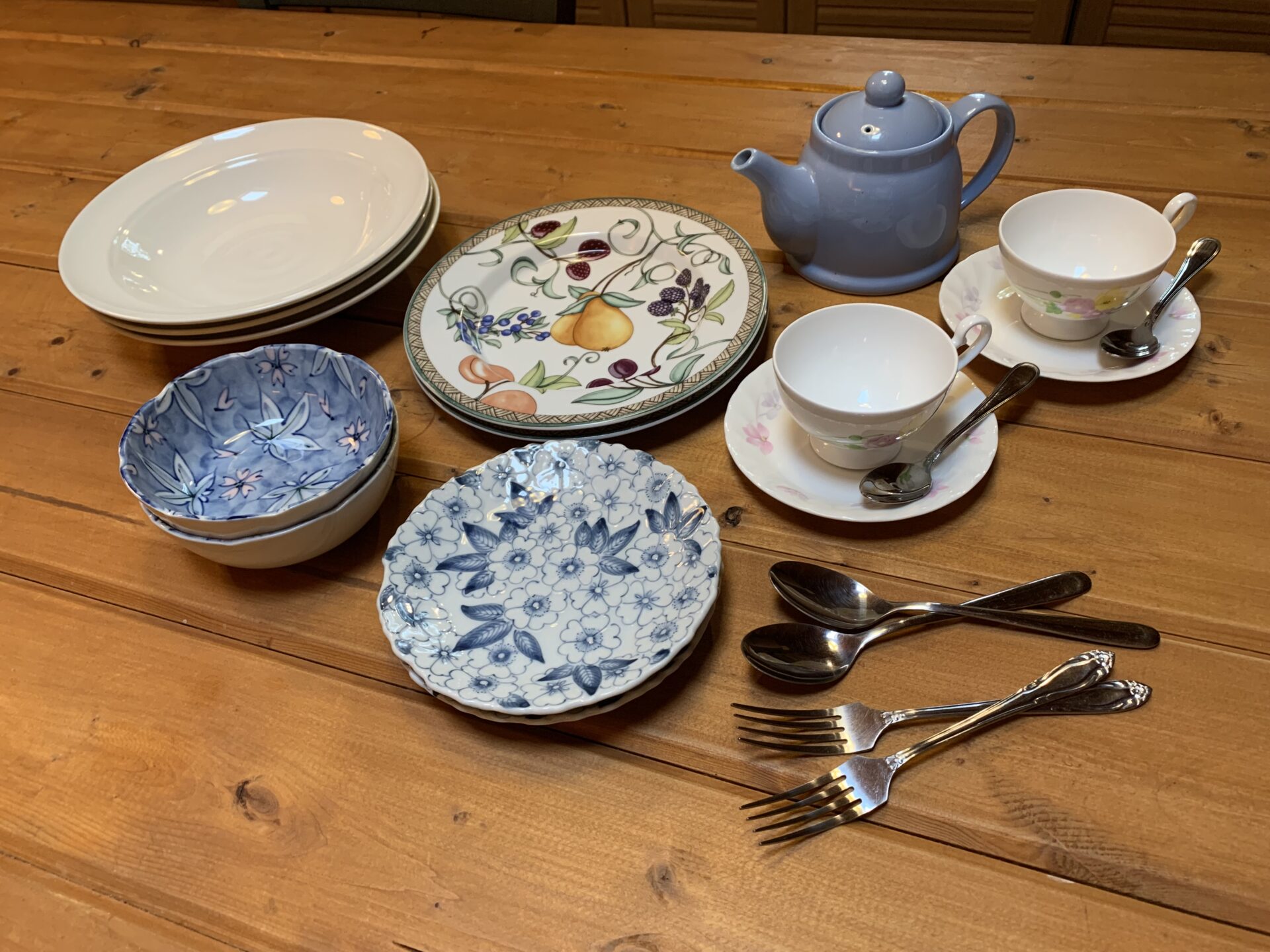 貸別荘ルネス軽井沢「カール」食器