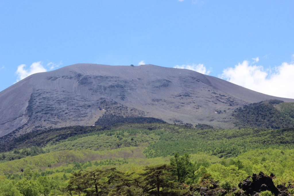 大自然が生んだ絶景！浅間山