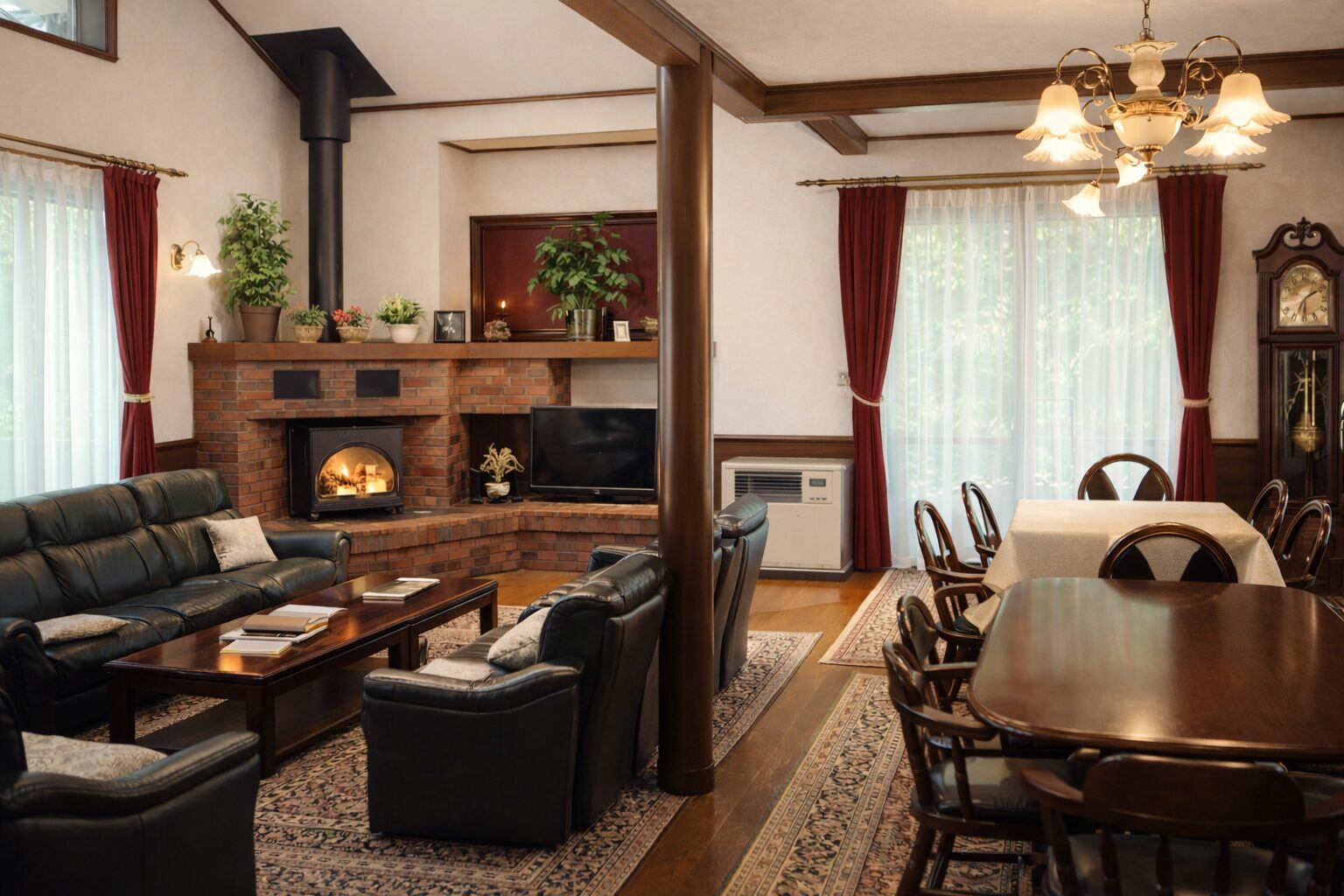 貸別荘ルネス軽井沢「スイエン」リビングダイニング