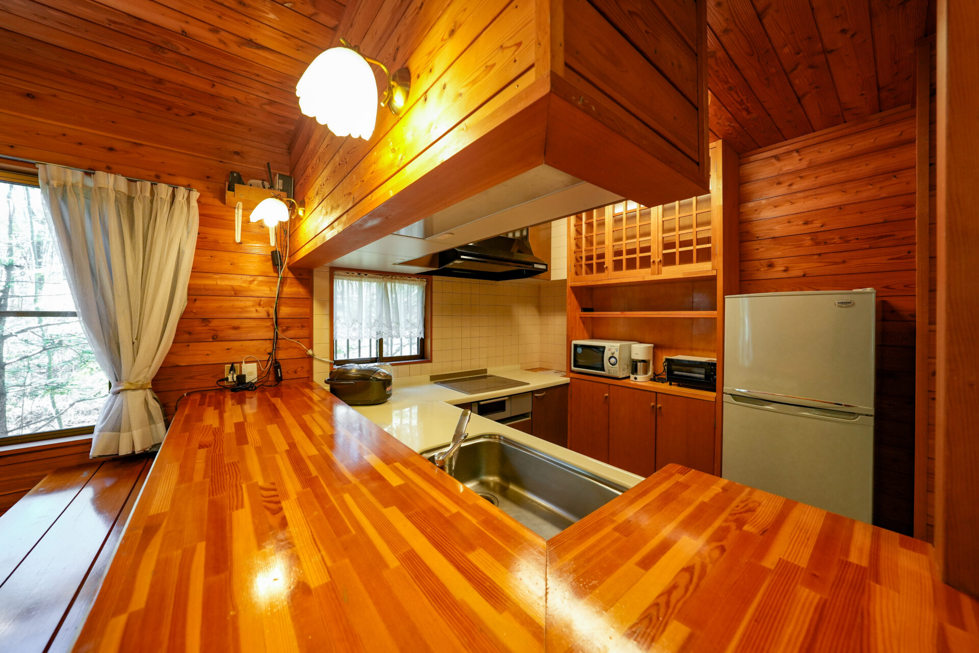 貸別荘ルネス軽井沢「アリエッティ」キッチン