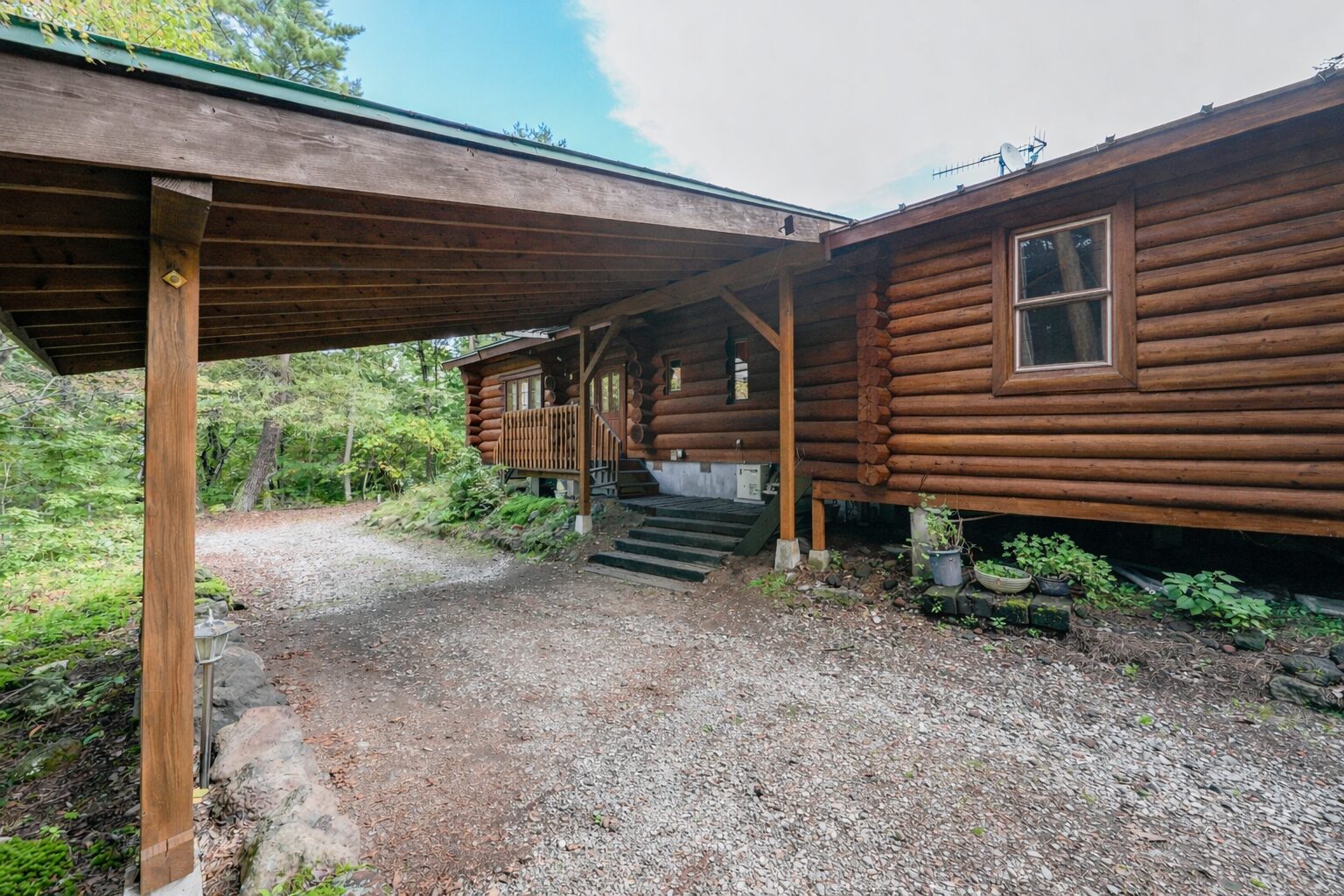 ルネス軽井沢グレース玄関