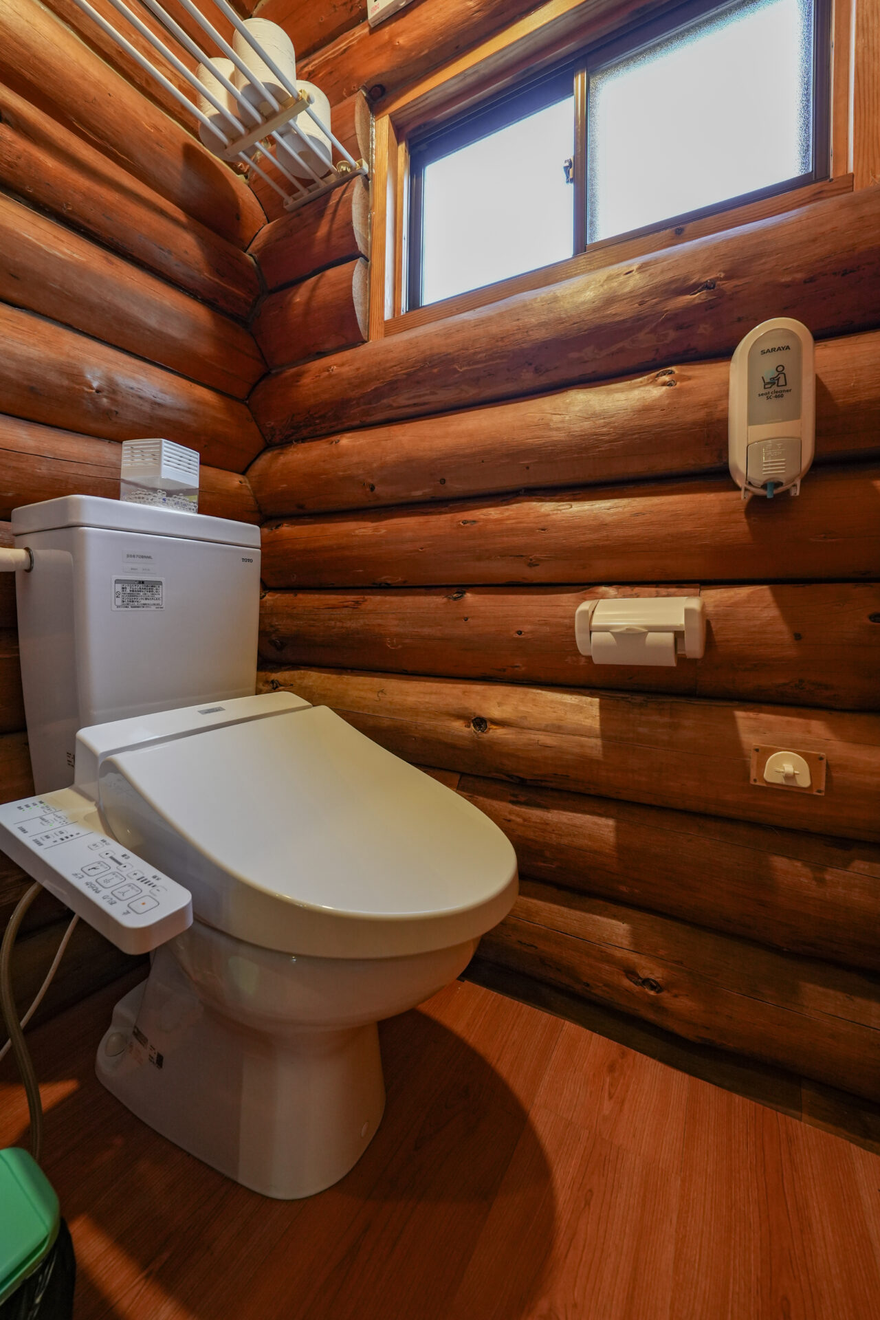 貸別荘ルネス軽井沢「カンパニュラ」トイレ