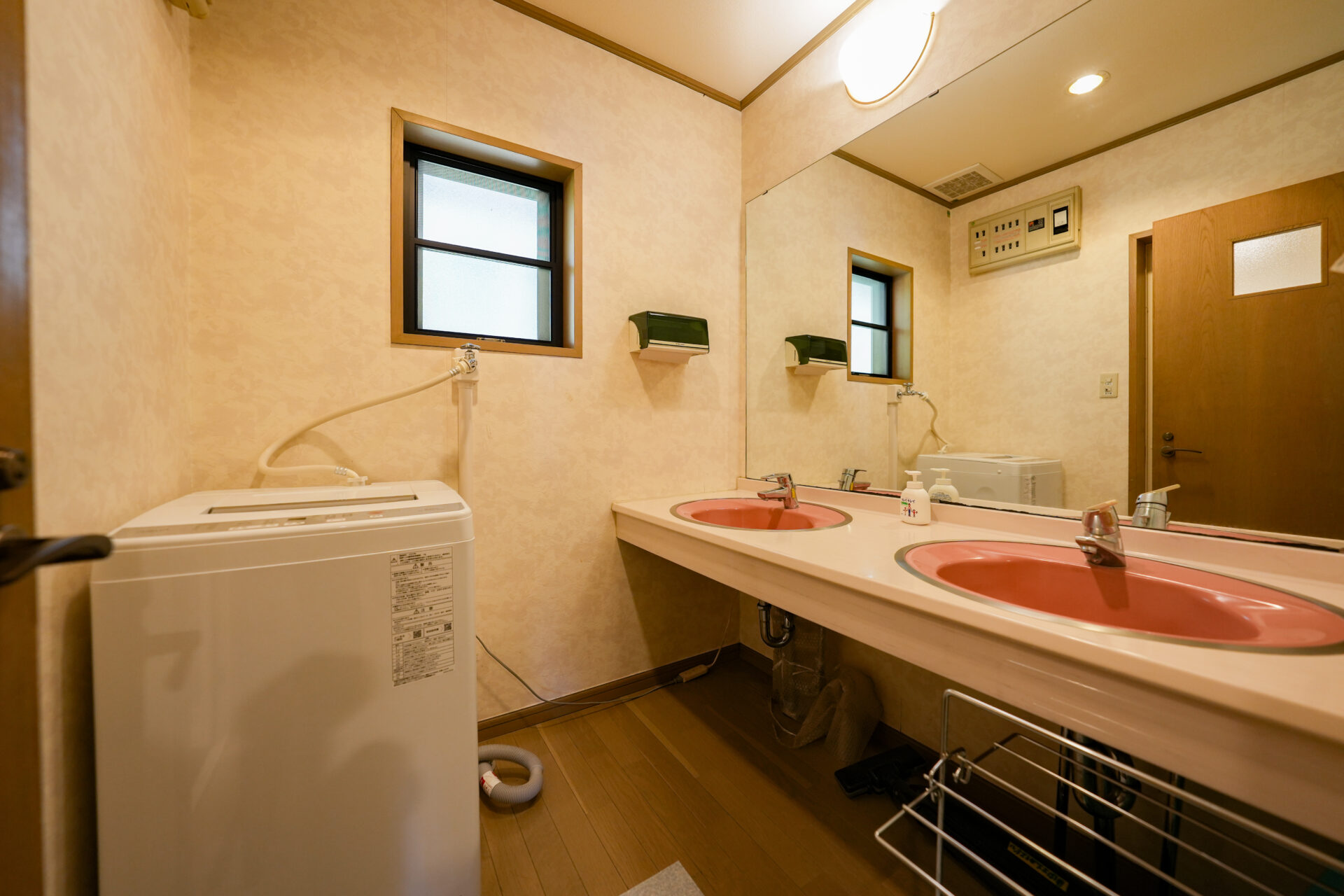 しおん虹の洗面台