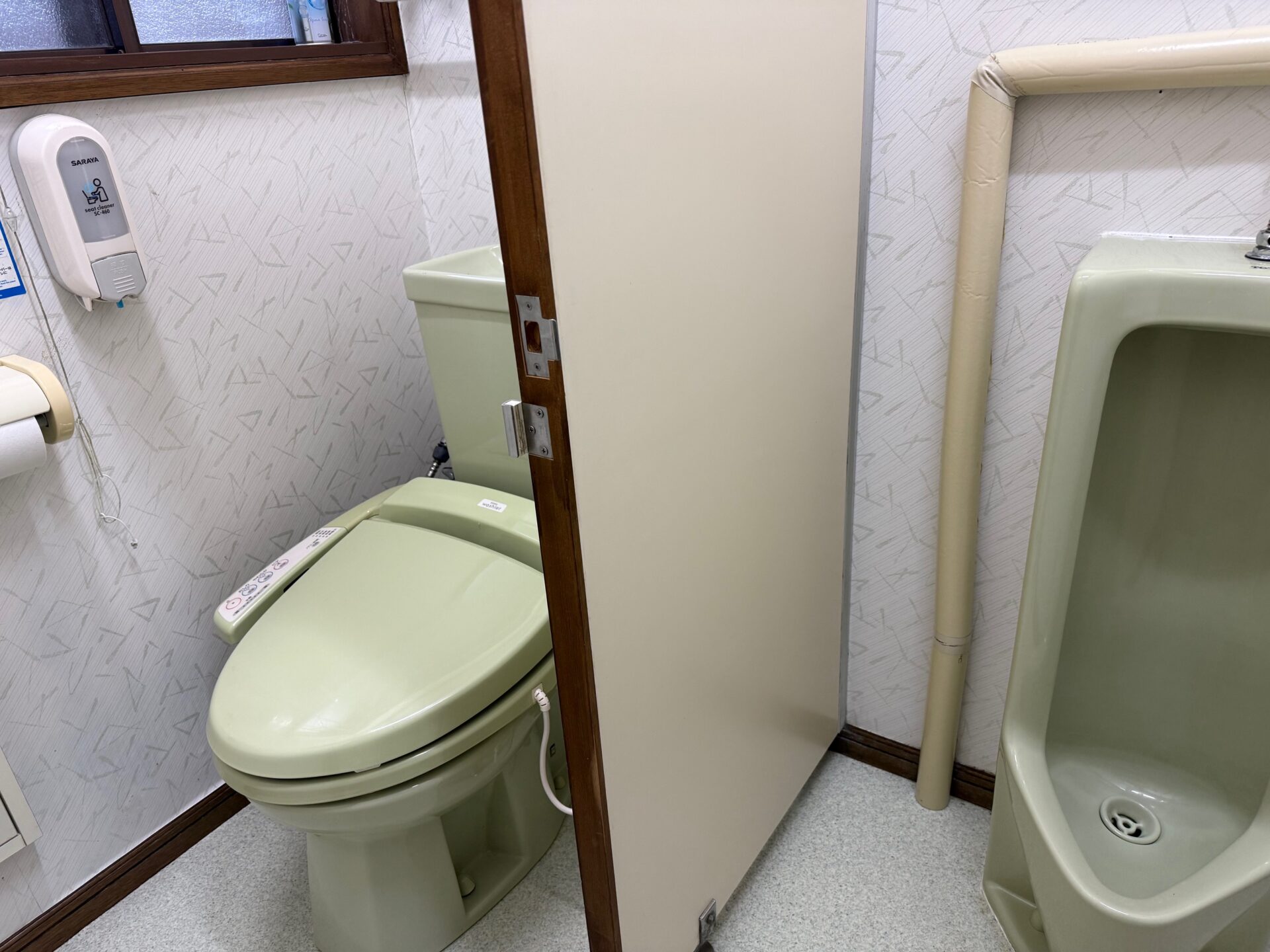 貸別荘ルネス軽井沢「スイエン」トイレ